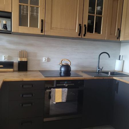 Apartament Perelka เยเลเนียกูรา ภายนอก รูปภาพ