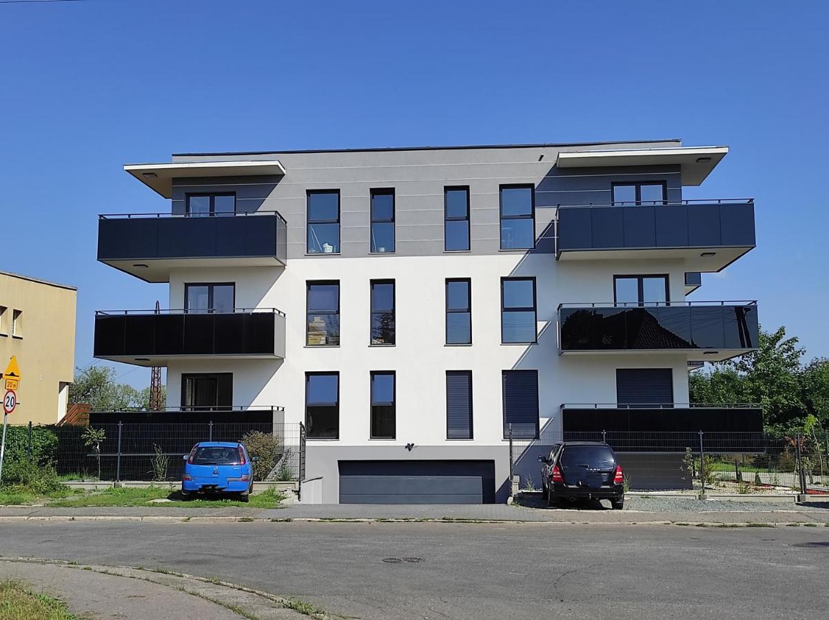 Apartament Perelka เยเลเนียกูรา ภายนอก รูปภาพ